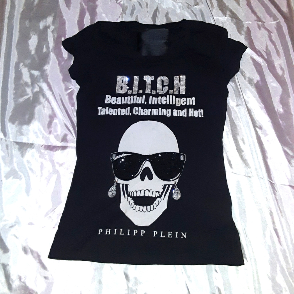 Designer tee
